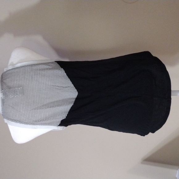 VS Sport Muscle Tee - Picture 4 of 9